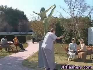 Fou japonais bronze statue moves part6